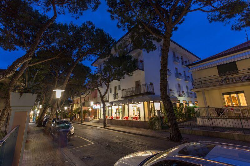 New Hotel Lido di Jesolo Bagian luar foto