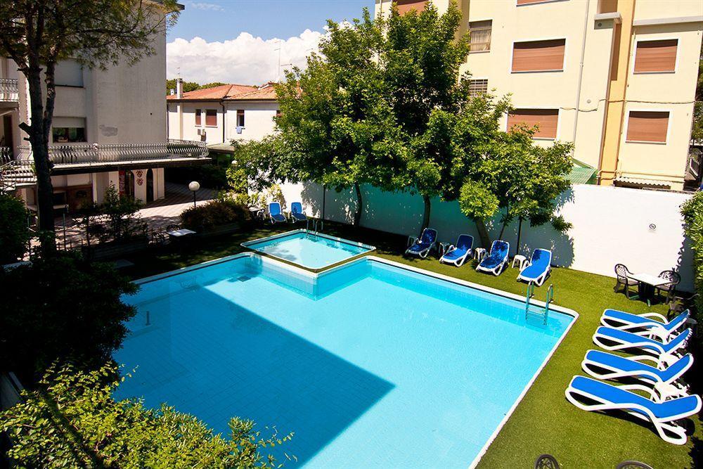 New Hotel Lido di Jesolo Bagian luar foto
