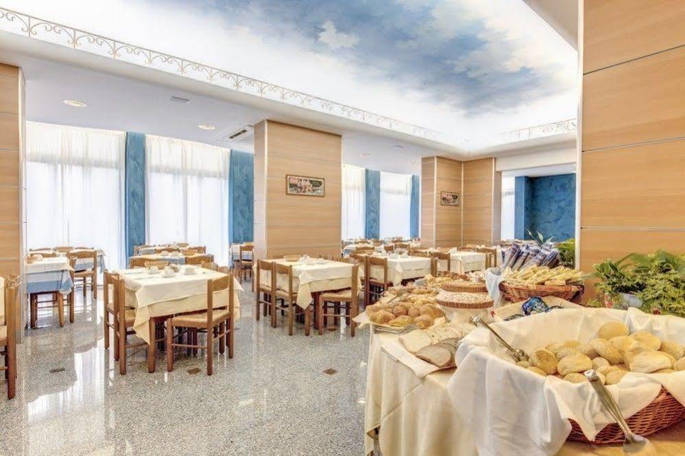 New Hotel Lido di Jesolo Bagian luar foto