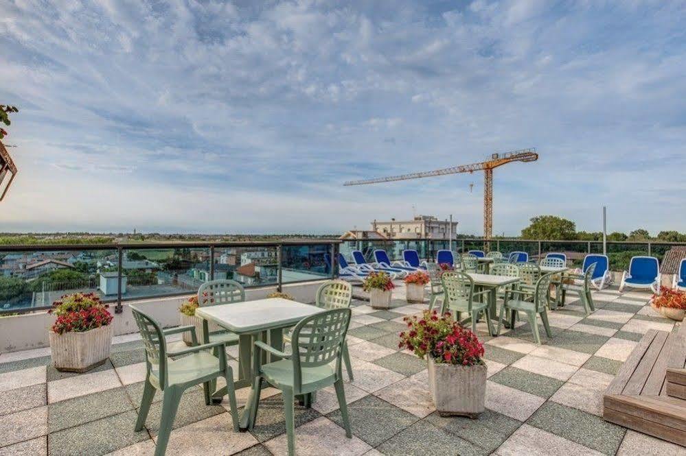 New Hotel Lido di Jesolo Bagian luar foto