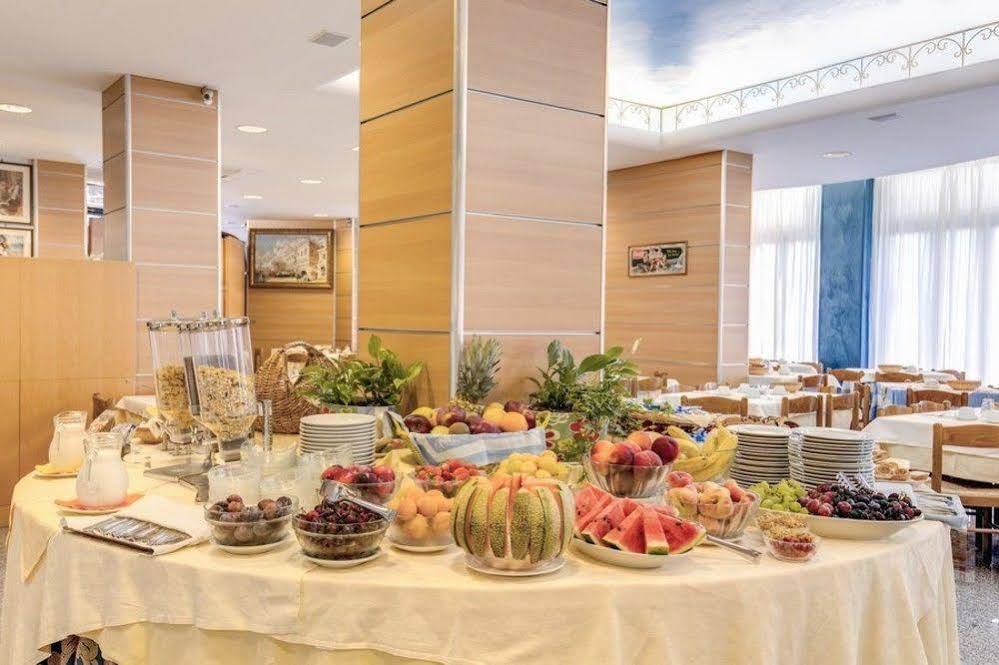 New Hotel Lido di Jesolo Bagian luar foto